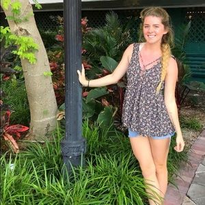 Meet your Posher, Hailey